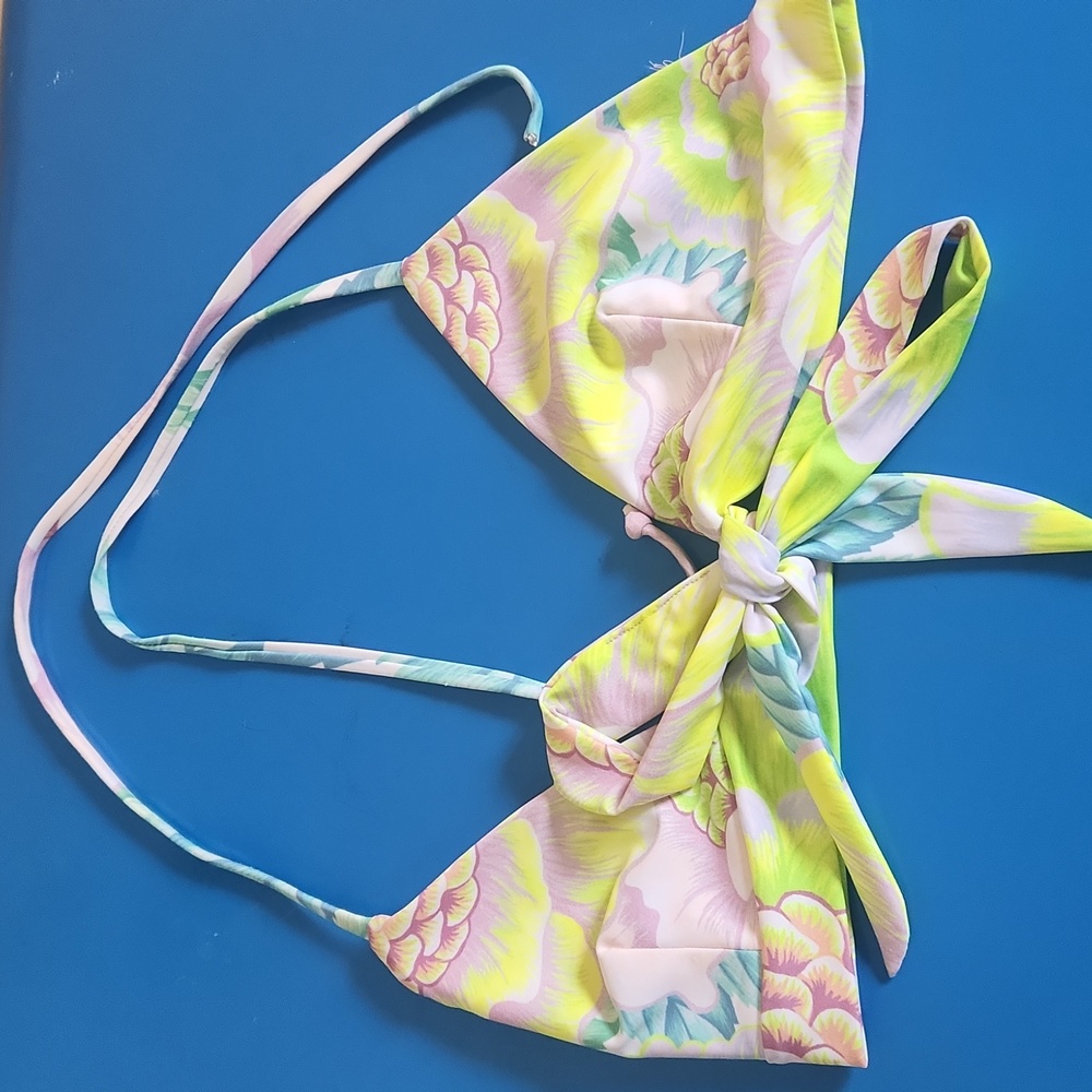 🎀Maria Hoffman Bikini Top 👙